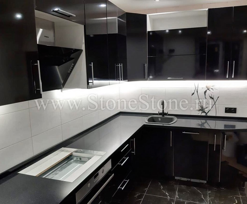 ���������� �� �������������� ����� Tristone S-205 Black Frost